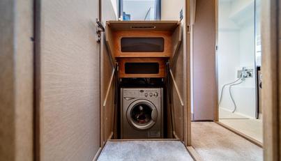 V & A For Sale image25