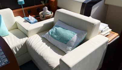 PRESTIGE 620 For Sale image26