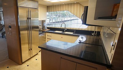 Hatteras 92' For Sale image8