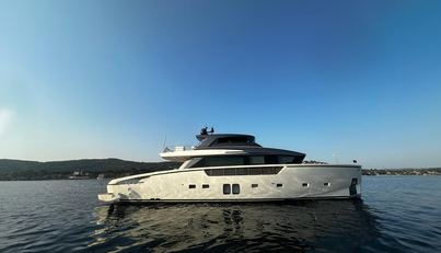 Lady Larisa For Sale image1