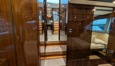 Tender Garage & Hi/Lo Swimplatform For Sale image50