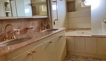 Versilcraft Super Challenger 96 For Sale image16