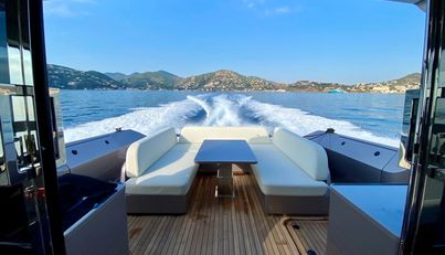 Glacier 48 For Sale image10