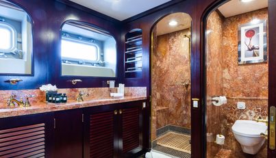 THE WELLESLEY For Sale image57