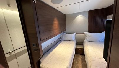 Y80018 For Sale image8