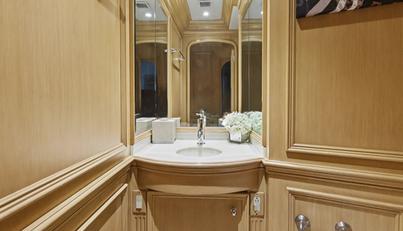 Savoir-faire For Sale image10