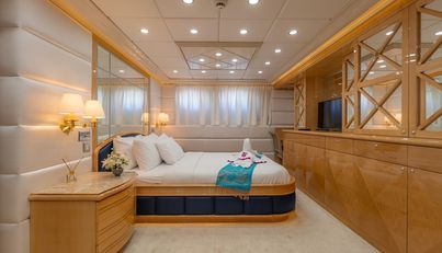 LADY AZUL For Sale image25