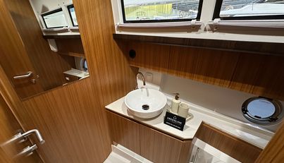 Greenline 42 For Sale image19