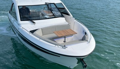 Bavaria Vida 33 Hard Top Layout 2 For Sale image3