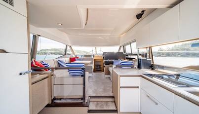 V & A For Sale image16