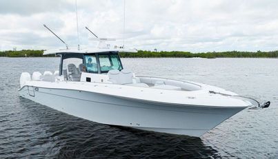 42 Lujo For Sale image3