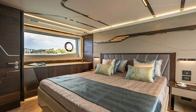 65 SPORT YACHT For Sale image10