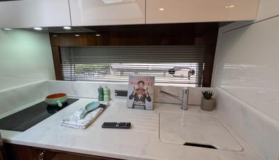 Tender Garage & Hi/Lo Swimplatform For Sale image41