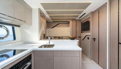 75 SPORT YACHT For Sale image327