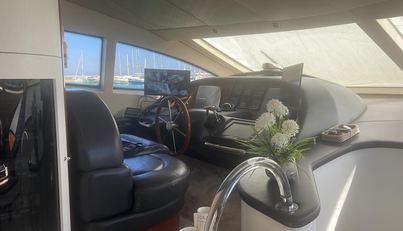 Azimut 80 For Sale image34