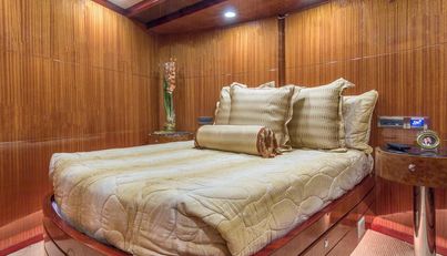 ROBIN'S NEST For Sale image18