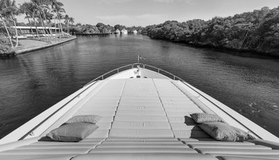95 YACHT For Sale image78