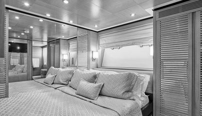 LOANA For Sale image10