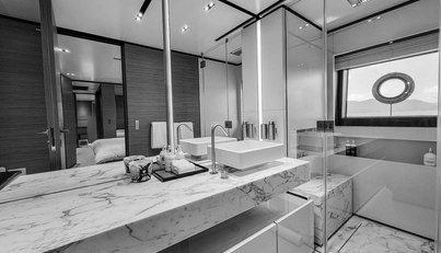 CUSTOM LINE NAVETTA 33, 2019 For Sale image14