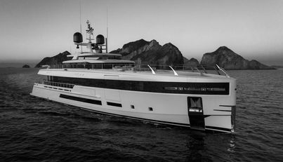 CLUB M For Sale image6