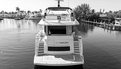 95 YACHT For Sale image5