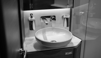 V50943 For Sale image91