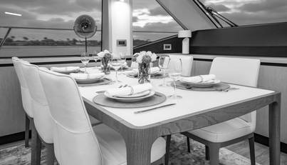 AQUILA 70 For Sale image40