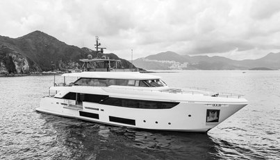 CUSTOM LINE NAVETTA 33, 2019 For Sale image23