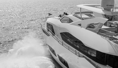 95 YACHT For Sale image6