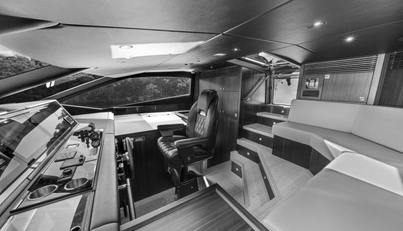 95 YACHT For Sale image33