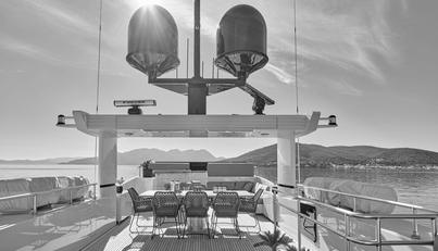 LOANA For Sale image2