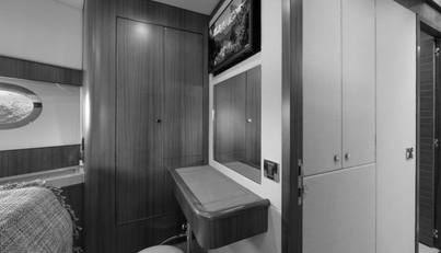 54 DAYBRIDGE For Sale image31