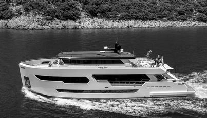 LADY LUNA For Sale image1