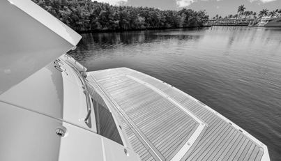 95 YACHT For Sale image13