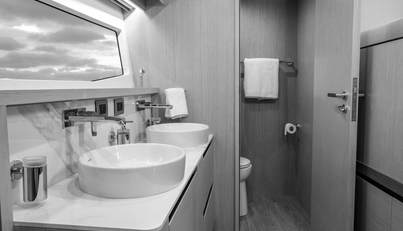 AQUILA 70 For Sale image65