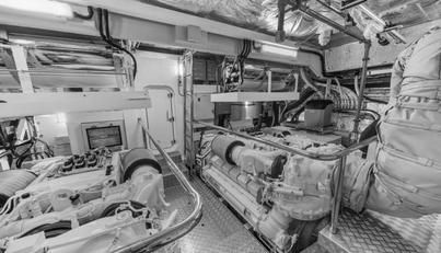 95 YACHT For Sale image87