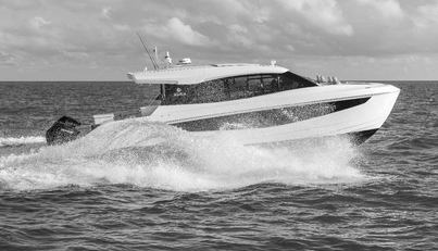 Aquila 42 Coupe For Sale image12