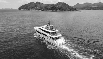 CUSTOM LINE NAVETTA 33, 2019 For Sale image24