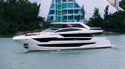 First Pearl 100 Hybrid Motor Yacht Completes First Sea Trials 