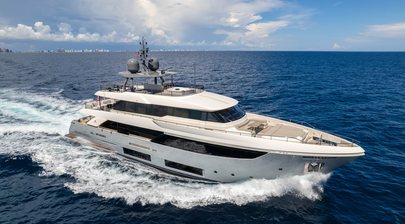 33m Custom Line Superyacht Fifi Listed for Sale