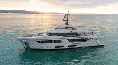 CdM launches PAZIENZA RJ 115 superyacht