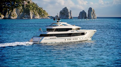 Sale of 55m Project Apollo closes successful 2021 for Heesen