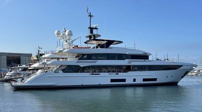 44m Benetti Class 44M Motor Yacht Lumina for Sale