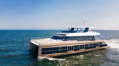 Environmentally friendly 80 Sunreef Power Eco debuts in America