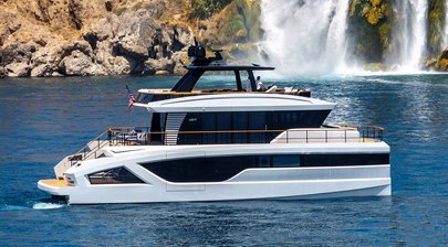 New Lazzara LPC 300 Catamaran to Attend Cannes Yachting Festival 2025