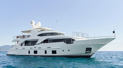 29m Benetti Delfino 93 Motor Yacht Sea Bear Sold