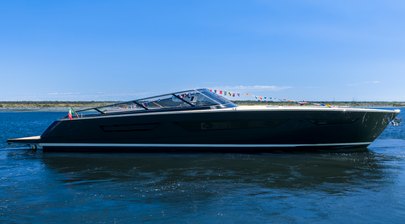 WATCH: First 21m Itama 70 Motor Yacht Launched 