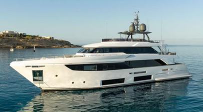 33m Custom Line Navetta 33 Motor Yacht On for Sale