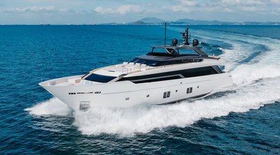 $799K Price Reduction on 37m Sanlorenzo Superyacht Ambar