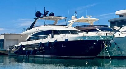 26m Princess Y82 Motor Yacht Lady N Listed for Sale